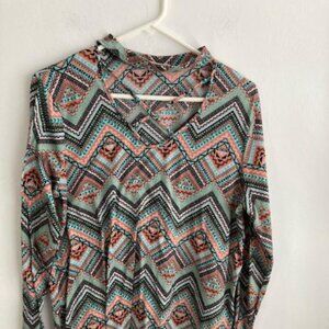 Bobby Brooks Women's Top Sz XL Multicolor Lg Sleeves Poly Spandex